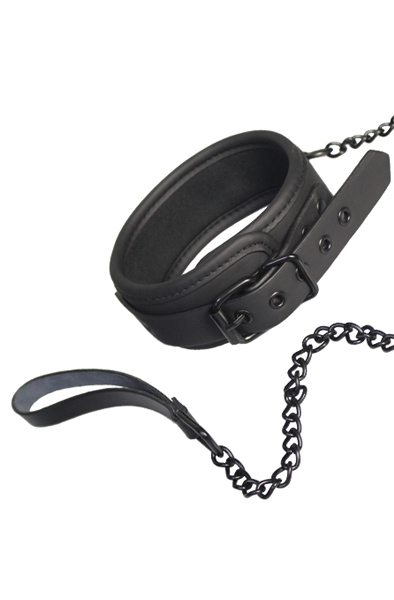 Dream Toys Blaze Collar & Chain Black - Bondage Collar & Couple 2