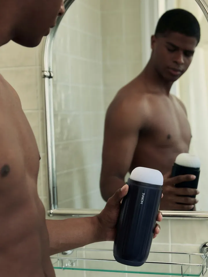 Svakom Sam Neo 2 Interactive Masturbator - Automatic masturbator 2 [full]