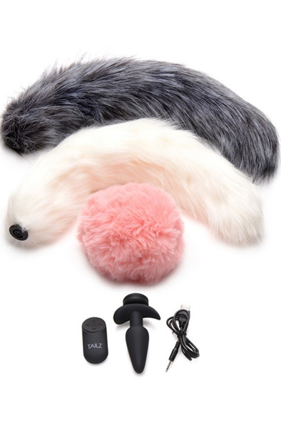 Tailz Vibrating Anal Plug & 3 Tails With Remote Control - Analplug Set 2